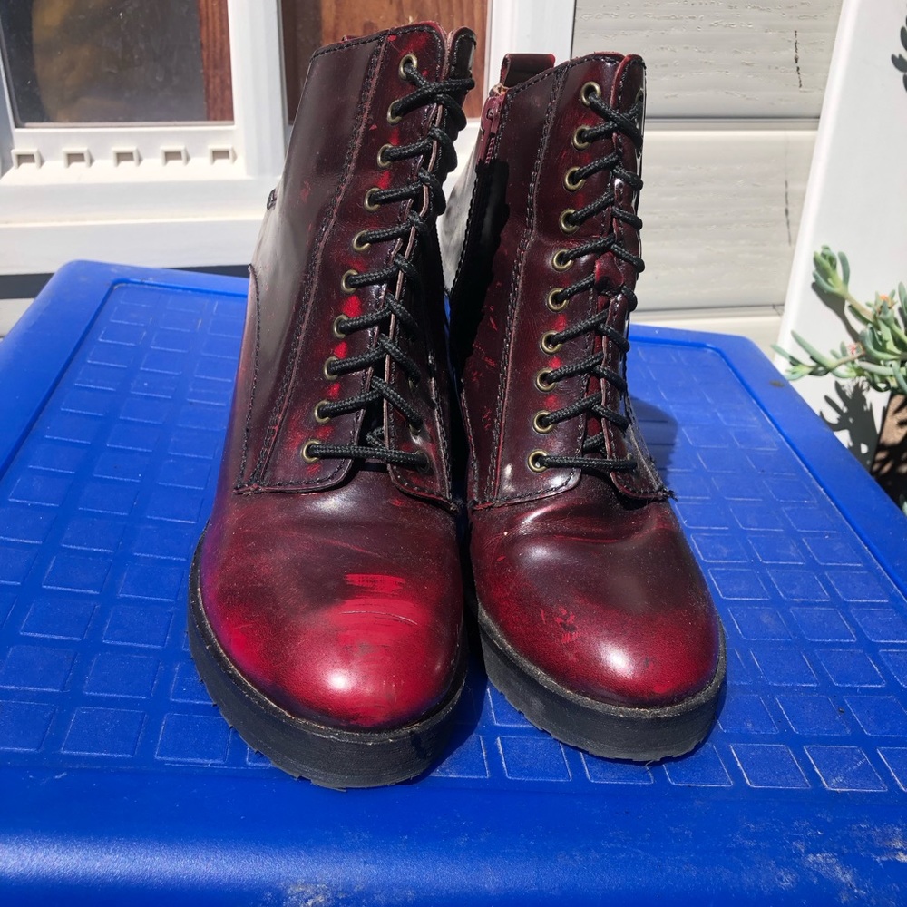Red boots